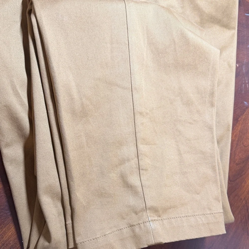 Banana Republic Tan Chino Pants‎